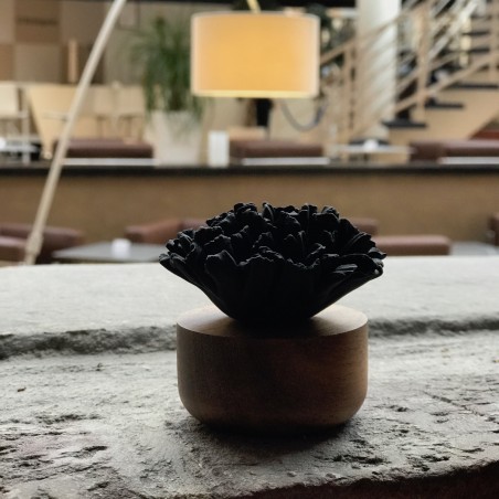 Œillet Du Japon - Diffuseur De Parfum En Bois Et Céramique Noire